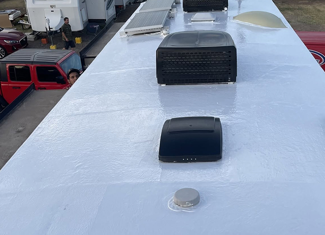 RV roof after a fresh roof coating